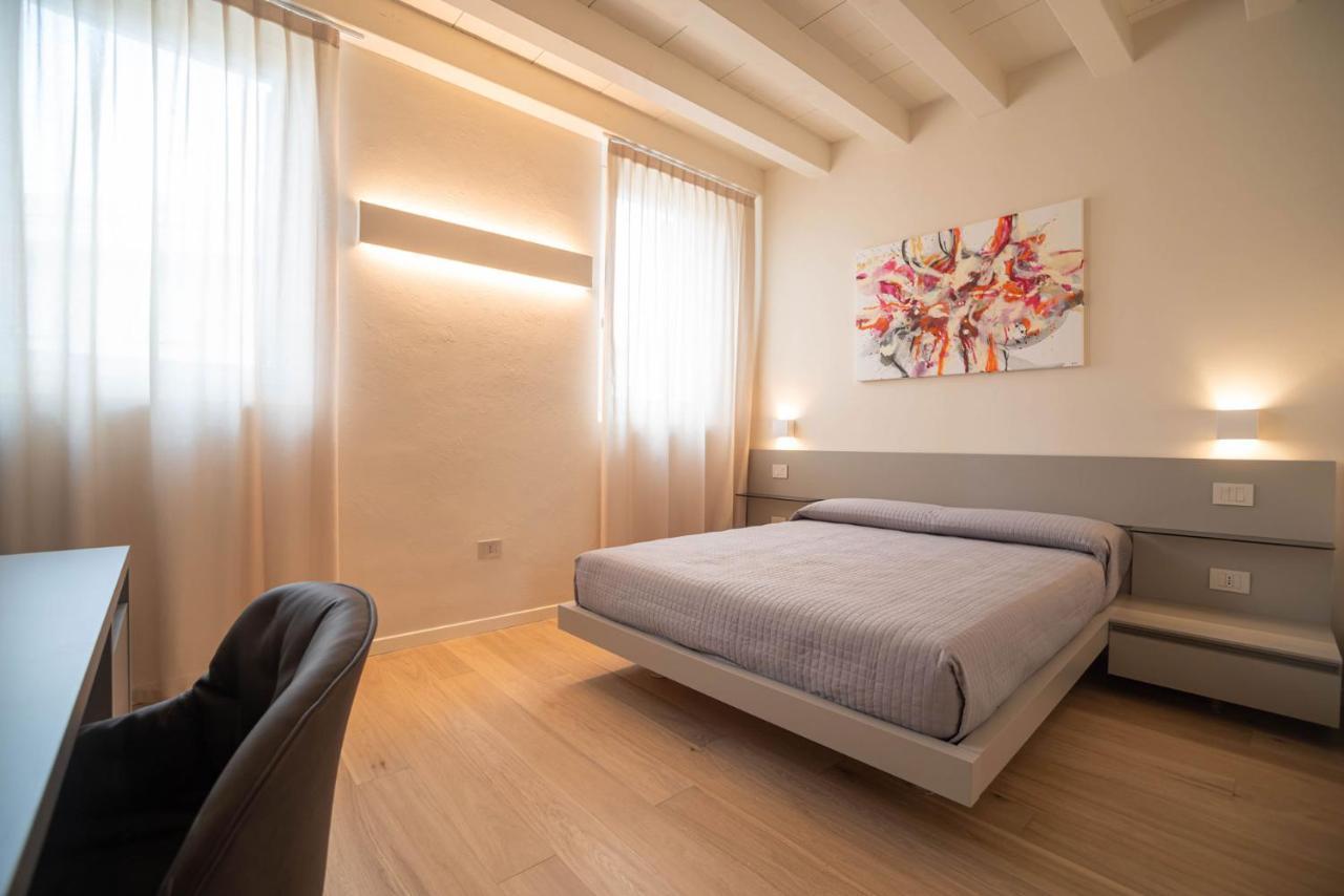 Maison Calcirelli Rooms Verona Exterior photo